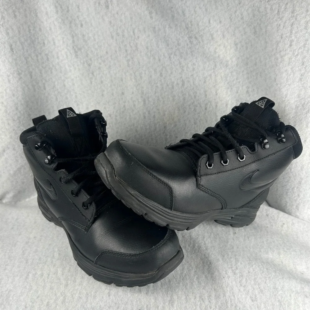 Nike ACG Manoa Boots Kids Size 7Y Black Leather Hiking Lifestyle 535921-003